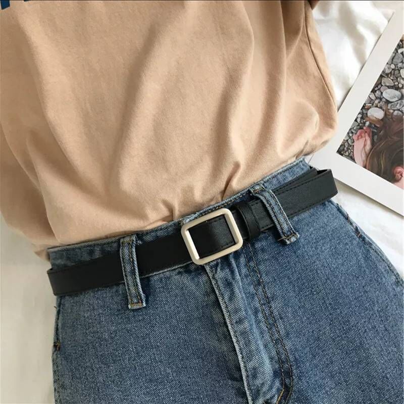 女性用の穴のないスクエアバックルレザーベルト、シンプルで多用途、韓国のレトロファッション、女性用の黒いズボンベルト、韓国版の学生|undefined
