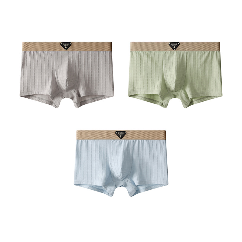Three outfits (light gray+green+blue)