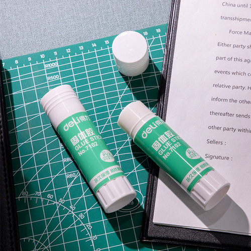 Deli Stationery 7101/7102 solid glue 21g high viscosity children's financial glue office financial medium glue stick