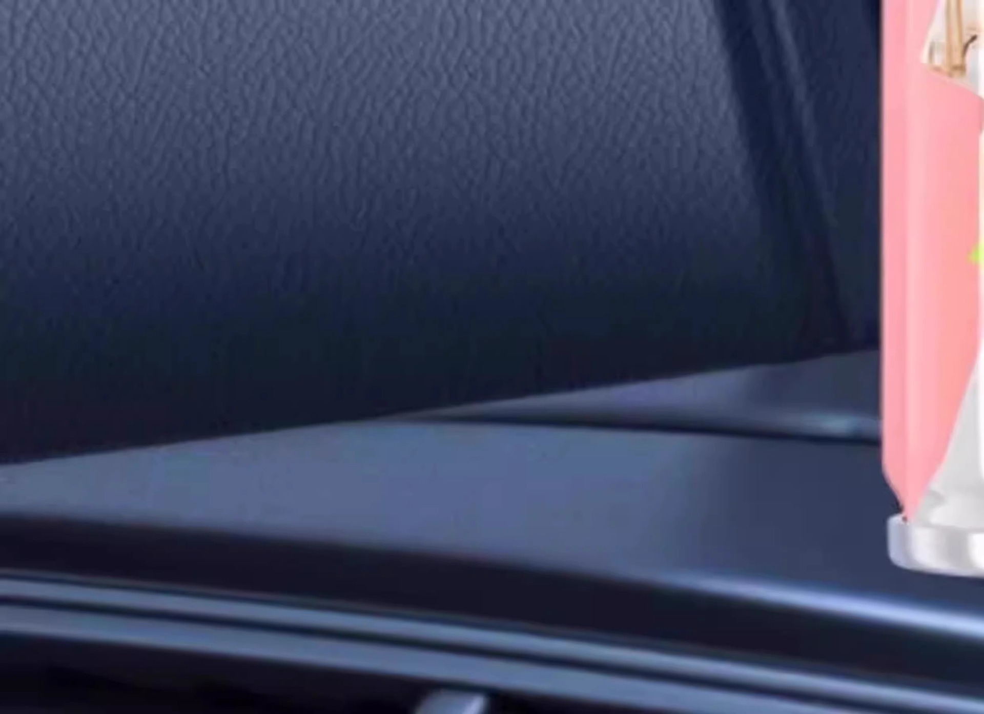 Dashboard Wax for Car Interior Coating, Plastic Parts Renovation Agent, Waxing and Polishing Special Decontamination and Maintenance Instrument Panel