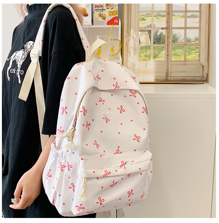 Japanese-style minimalist casual large-capacity backpack for middle and high school students, lightweight and trendy school daypack for girls