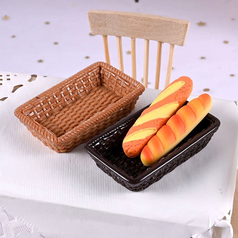 Resin simulation woven bread basket bread basket children's diy puzzle doll house miniature food play convenience store model