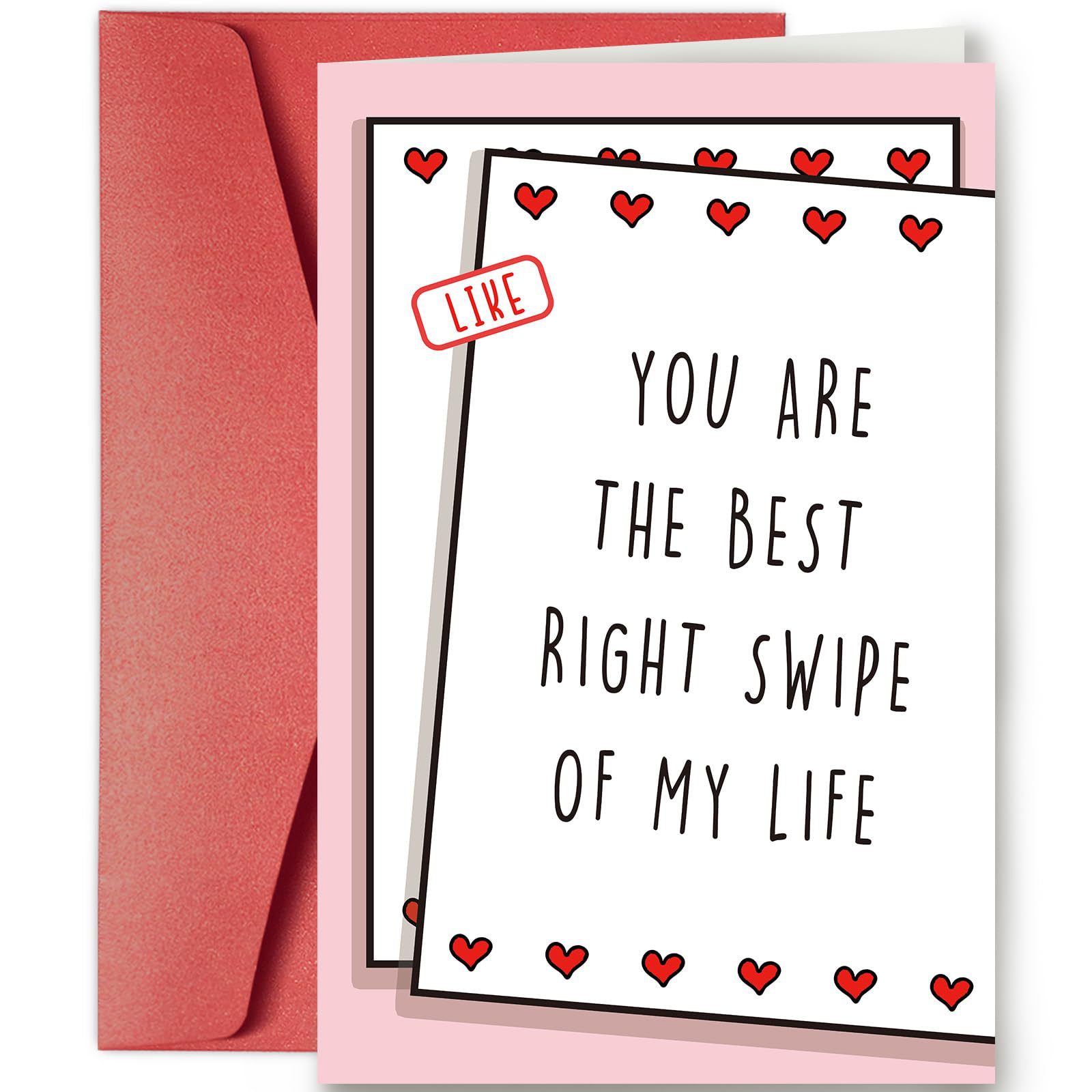 절반 크기로 접힌 A- 11 카드 13.5X20.5cm