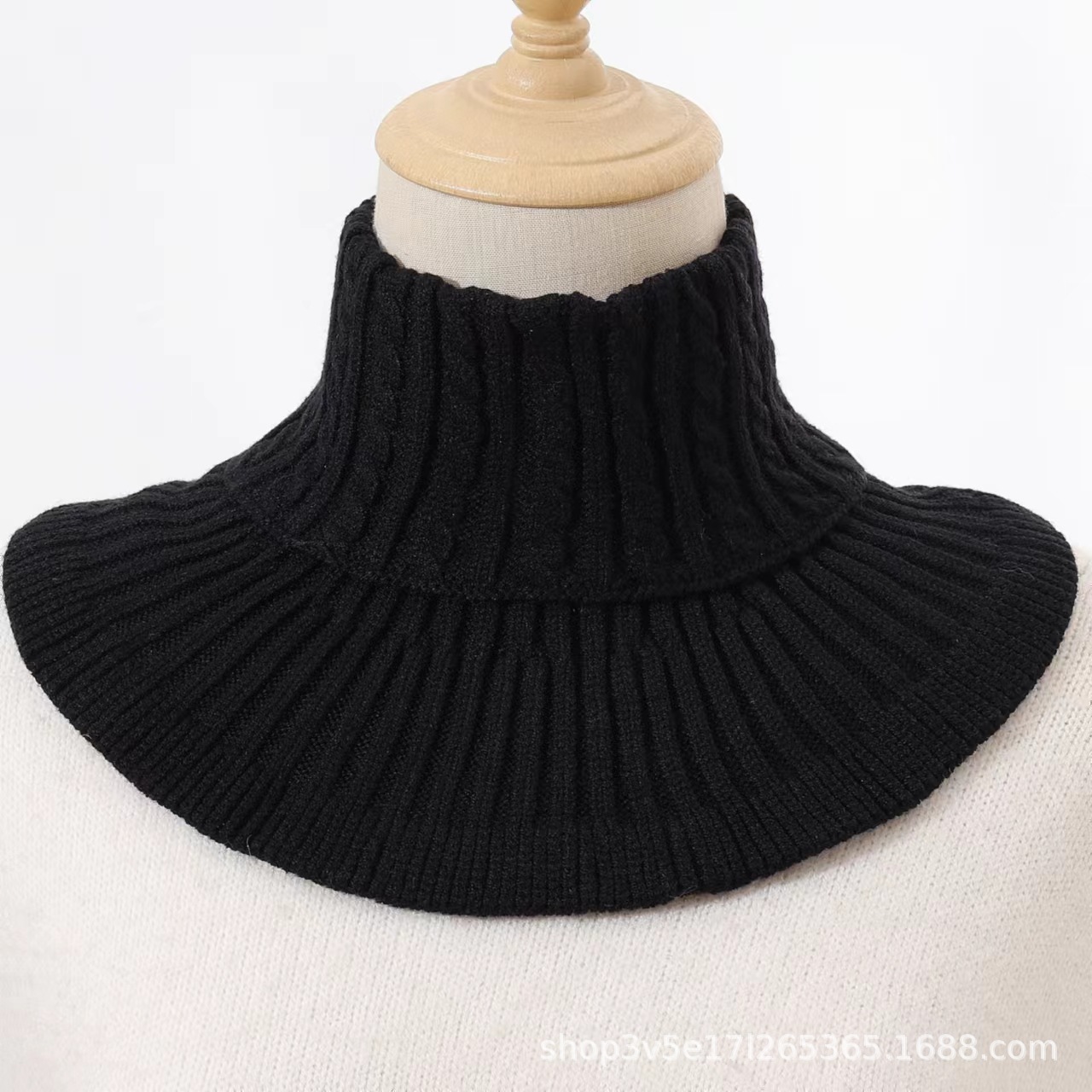 Warm Foreign Trade Neck Scarf Twist Pullover Neck Scarf for Women Autumn and Winter New Warm Pure Color Elastic Knitted Striped Fake Collar