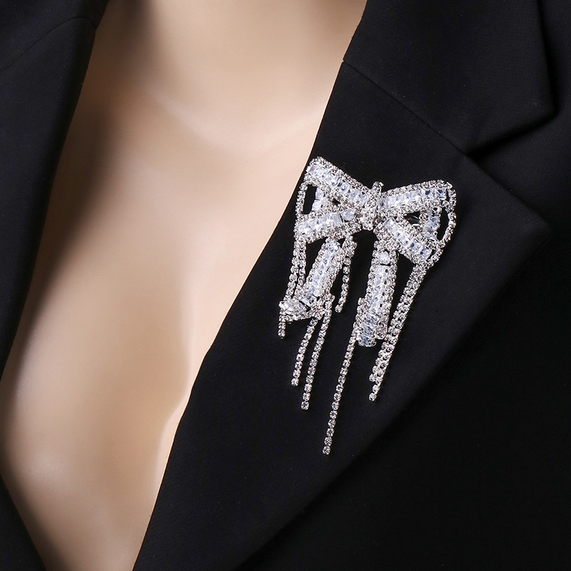 Nuevo diseño transfronterizo de broche de arco fringe diamante broche de nicho accesorios de vestido broche