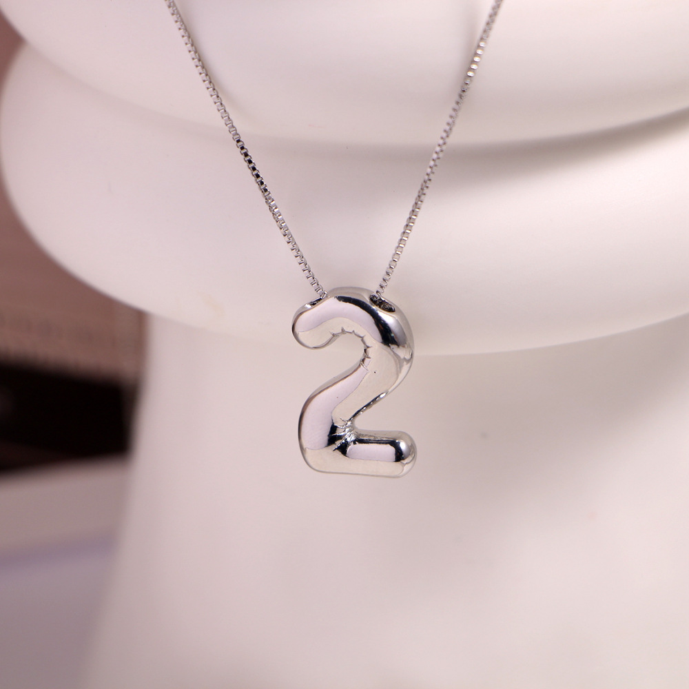 Collana con ciondolo numeri arabi gioiello moda talismano_voghion.com