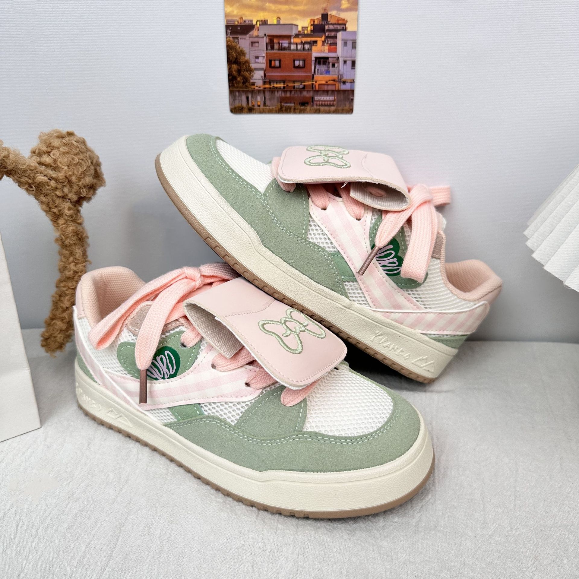 Zapatillas de plataforma Yuanbo Xiaozhong, retro todo-fósforo, deportes y ocio, marea nacional 2025, hilo de red de verano, zapatos blancos transpirables image 7