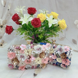 Banquet Bag Clutch Bag Wedding Bridesmaid Handbag Mori High-value Handmade Flower Beaded Embroidered Bag with Cheongsam Handbag