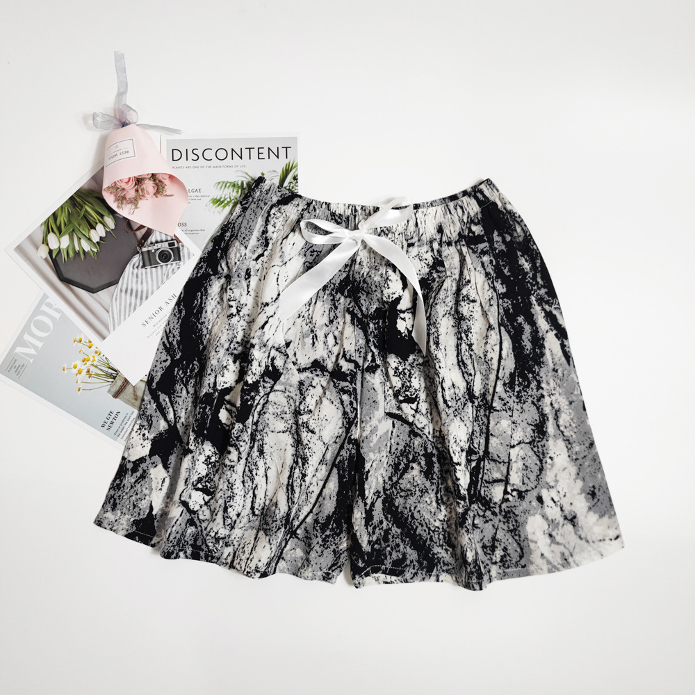 45 pantalones cortos de seda de algodón de verano delgados pijamas transpirables de algodón sintético ultra corto ropa de casa de gran tamaño de playa para mujeres