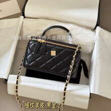 ��ҽ������朗l�����y����Ƥ���Ӱ��ٴ�r�Іμ�б��������Ů