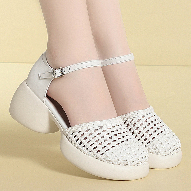 Dép sandal nữ đế xuồng cao gót mũi kín phong cách La Mã — đen