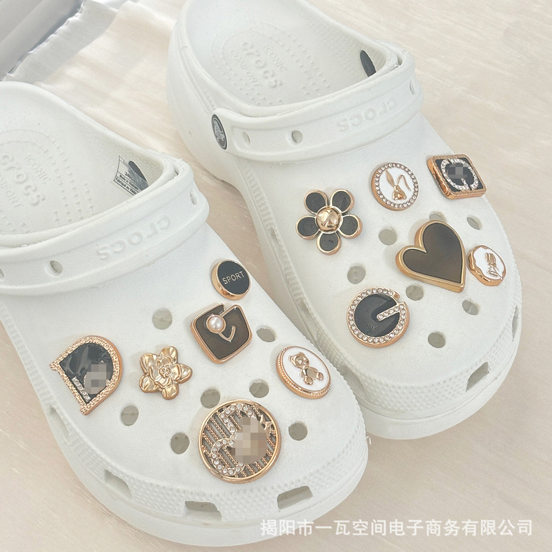 Cross hole shoes shoes flower decoration light luxury diy upper detachable accessories flower buckle one buckle single wholesale