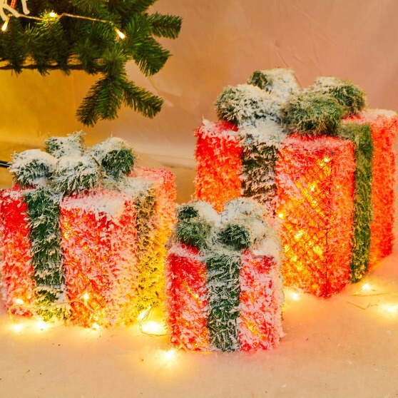 Christmas gift box Christmas tree decoration holiday party atmosphere layout iron luminous Christmas supplies three-piece set