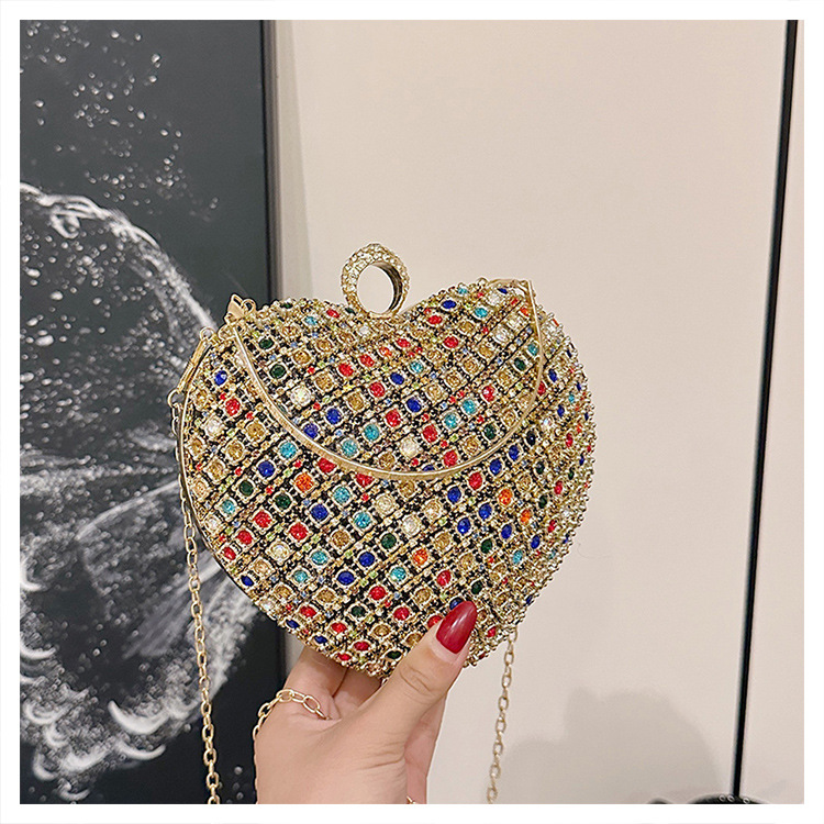 Plata Colores Oro Metal Forma De Corazón Diamante De Imitación En Forma De Corazon Bolsos De Noche display picture 10