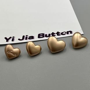 ���ٸ��F��ɫ���ĸ��_�~��ͯ�bŮ�bë��ᘿ��_���ٴ��b��ֿp��