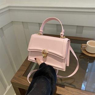 Vintage High-end Portable Small Bag Women's 2024 New Summer Simple Small Square Bag Fashionable All-match Shoulder Crossbody Bag