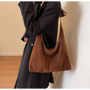 Retro Frosted Tote Bag, New Autumn and Winter Commuter Armpit Bag, Large Capacity Shoulder Tote Bag, Women's Simple Shoulder Bag