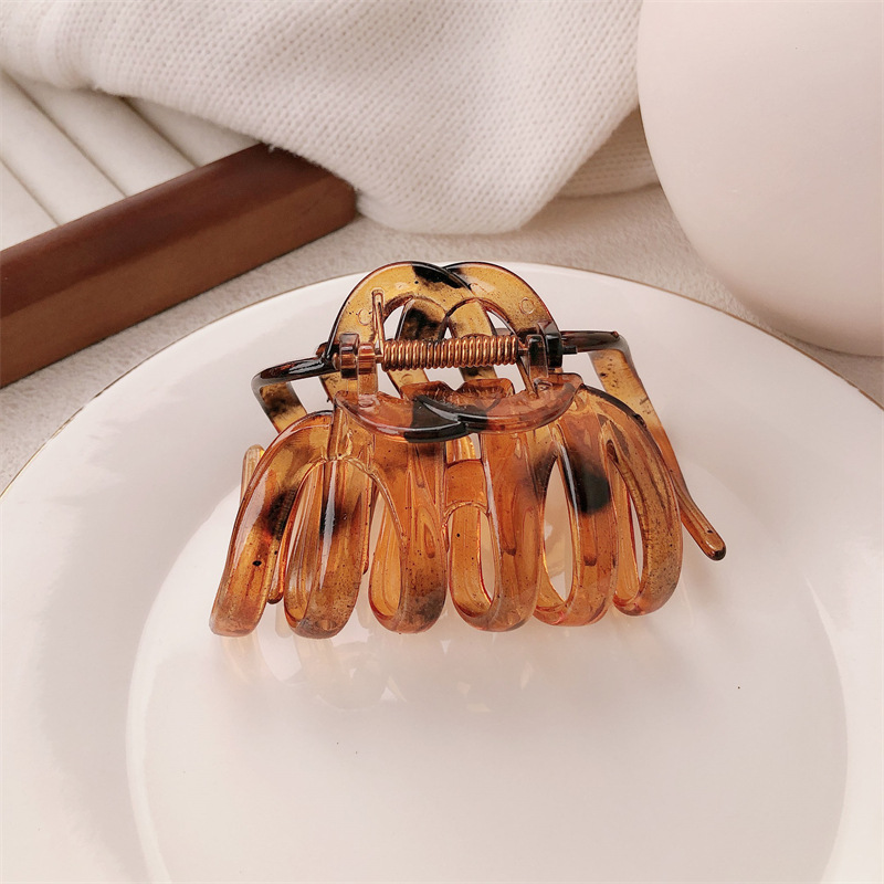 Nueva línea coreana de gran volumen de agarración de cabello retrógrado estilo tiburón clips exquisitos clips para el cabello universal accesorios para mujeres