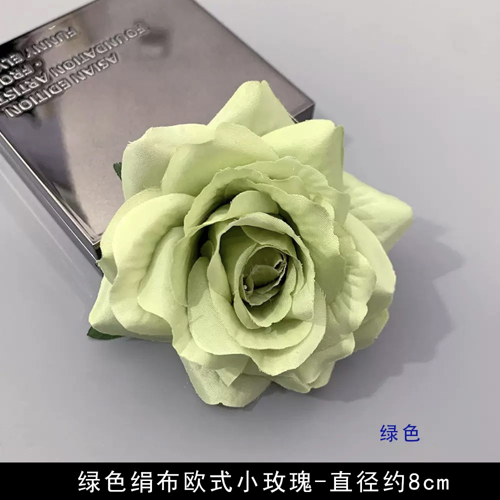 Simulación verde flor al por mayor flor falsa hecha a mano material pinza de flores accesorios de tocado de flor pequeña decoración del salón de bodas