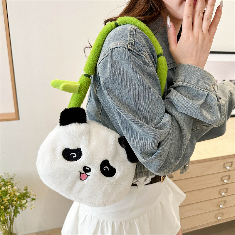 귀여운 대나무 팬더 봉제 가방 소녀 변형 팬더 대나무 메신저 가방 인형 소녀 메신저 가방 도매