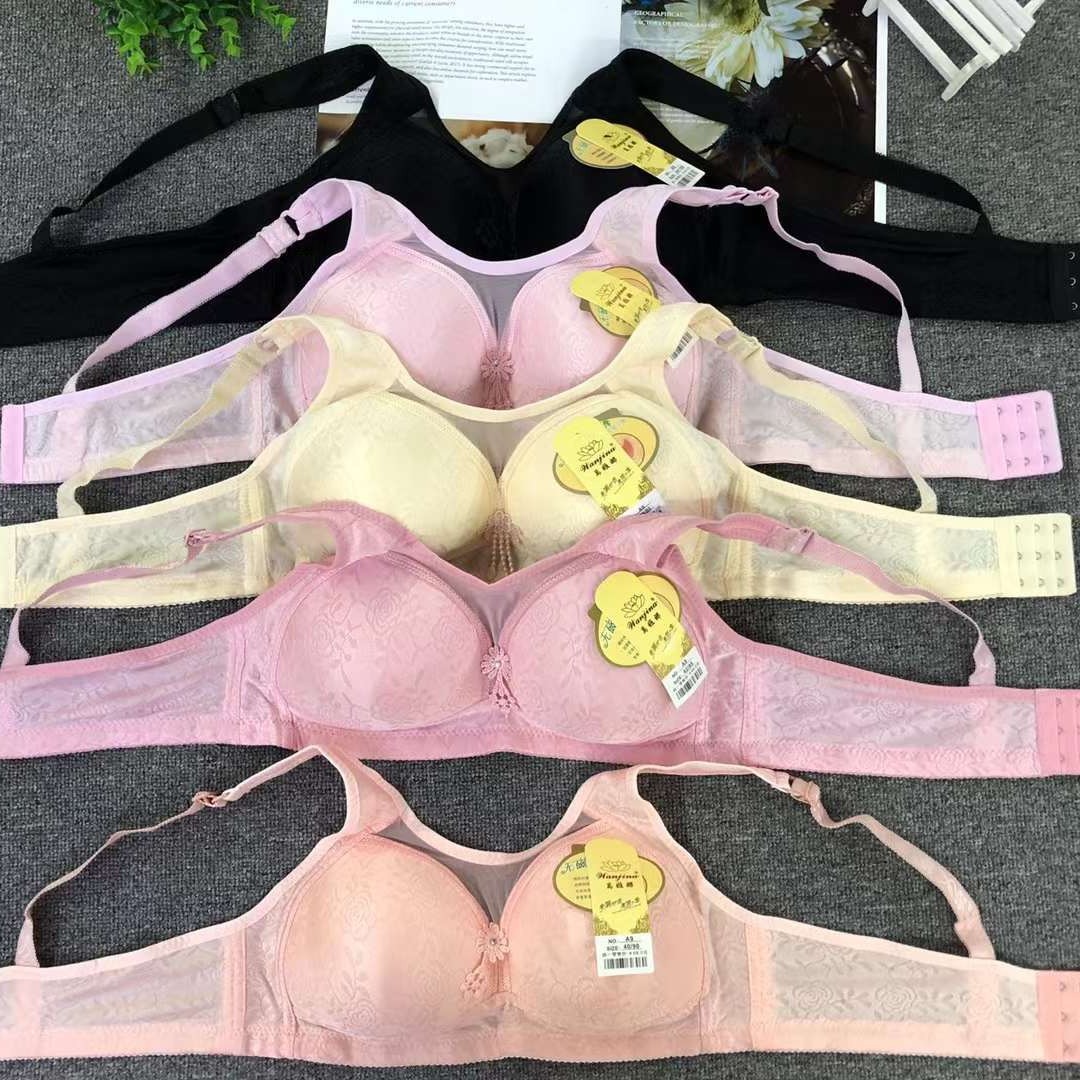 Sujetador de ropa interior mamá transfronteriza tres pechos delgada de mediana edad y ancianos sujetador inalámbrico de algodón empuja hacia arriba más el sujetador de tamaño al por mayor