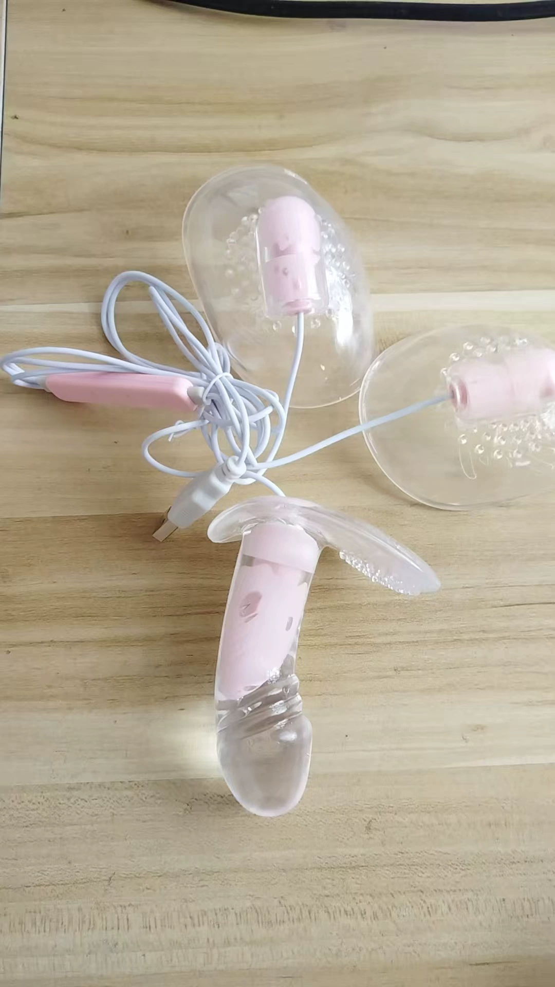 Трехголовая массажер груди, USB-зарядка, мультимодальная вибрация для женского благополучия