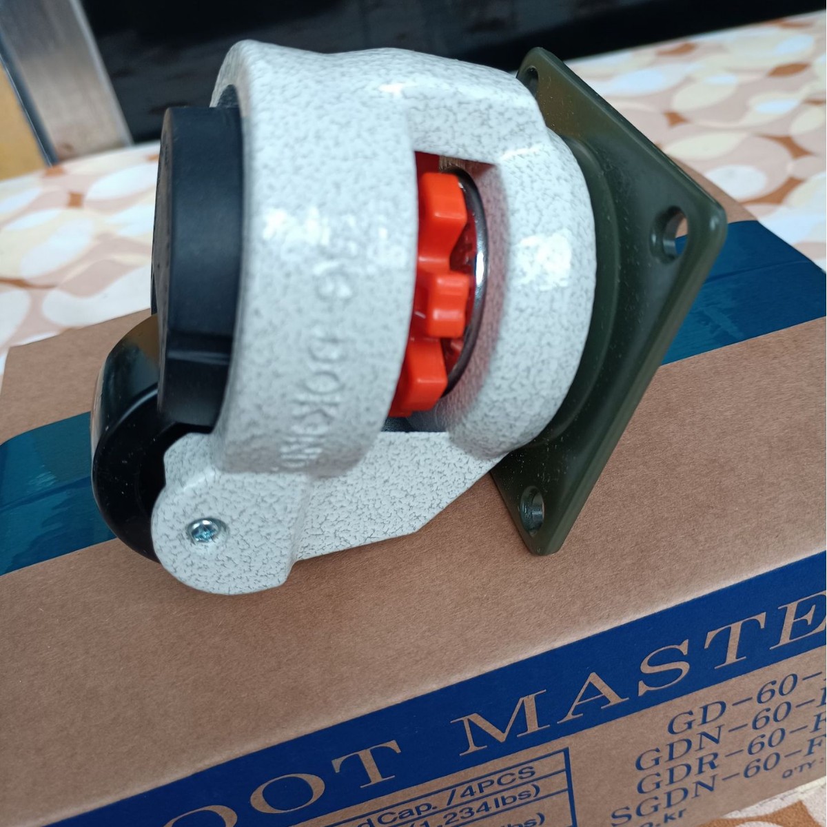 ���ڹ�ӦFOOTMASTER���ָ�������GD-60Fˮƽ���ڽ���