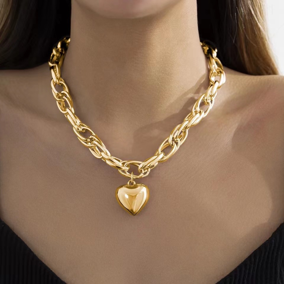 48g Weight Romantic Heart Shape Aluminum Plating Unisex Pendant Necklace