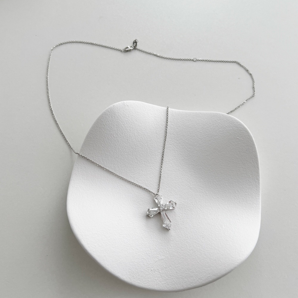10g Weight 925 Sterling Silver Pendant Material Zircon Inlay Material Pendant Necklace Classification 925 sterling silver Chain Material 1 Piece Quantity Holiday, Daily Occasion 925 Sterling Silver Material Geometric Pattern Women's Gender Plating, Inlay Design Basic, Modern Style Style 925 Sterling Silver Zircon Plating Inlay Geometric Pendant Necklace 29
