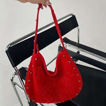 十字架磨砂新款手工刺绣铆钉hobo复古真皮包包红色高级单肩斜挎包