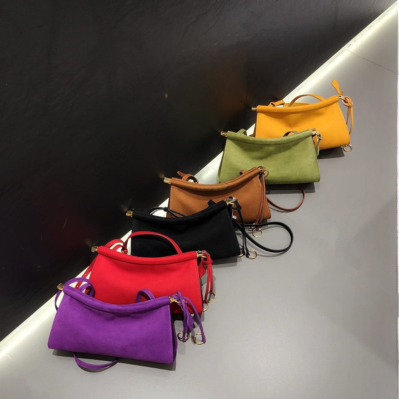 Top Grain Suede Matte Leather Retro Baguette Bag 2025 New Niche Design Underarm Shoulder Crossbody Bag For Women - Thumbnail 3
