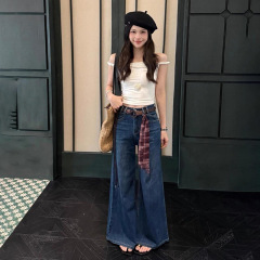 时髦精复古配红格子腰带宽松牛仔裤女2025秋新款不贴腿时尚微喇裤