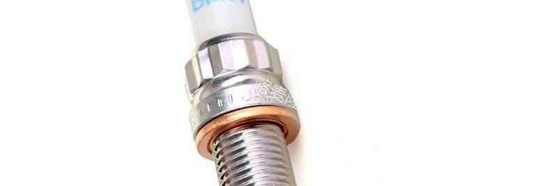 52573073 series 320X3X original series 304X series 325X1 iridium platinum spark plug 555X6 default item