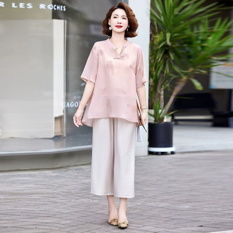 Мама наряд новый китайский стиль иностранная рубашка 2025 летняя новая рубашка с короткими рукавами среднего возраста женская футболка с V-образным вырезом