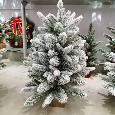 クリスマスリース、籐の小物、クリスマスオーナメント、飾り玉、クリスマスデコレーション、手作り|undefined
