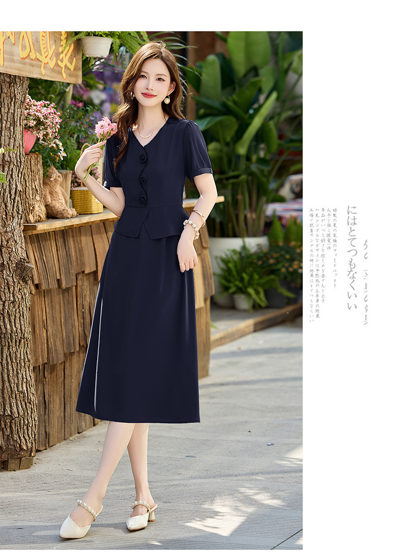 Đầm maxi nữ cổ V phối ren hoa hồng, tay ngắn, thiết kế giả hai lớp, cài khuy vải — tím hoa cà, Xanh lông mòng đen chi tiết 22