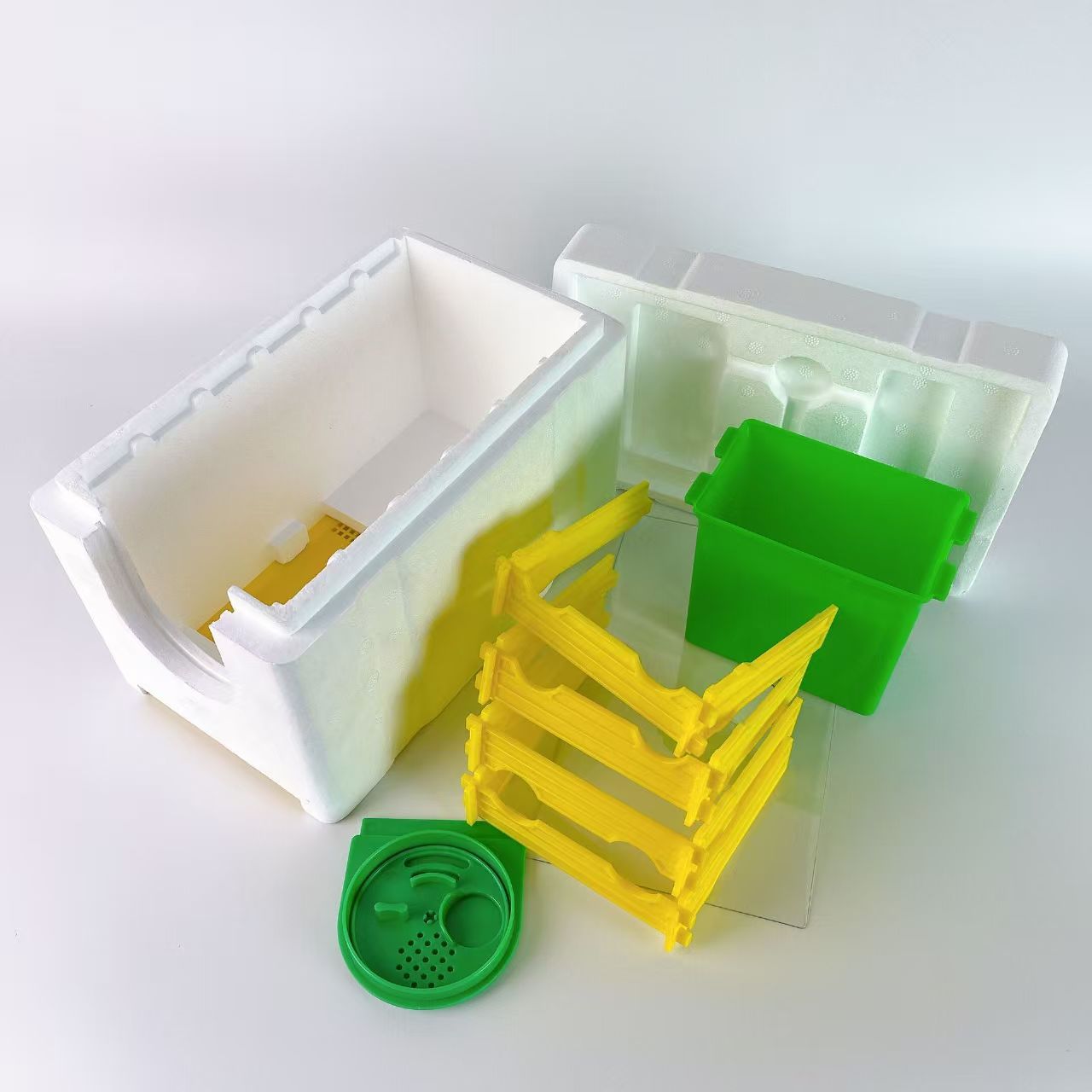 泡沫迷你育王箱交尾箱厂家直销跨境升级款4框塑料饲喂器 养蜂工具