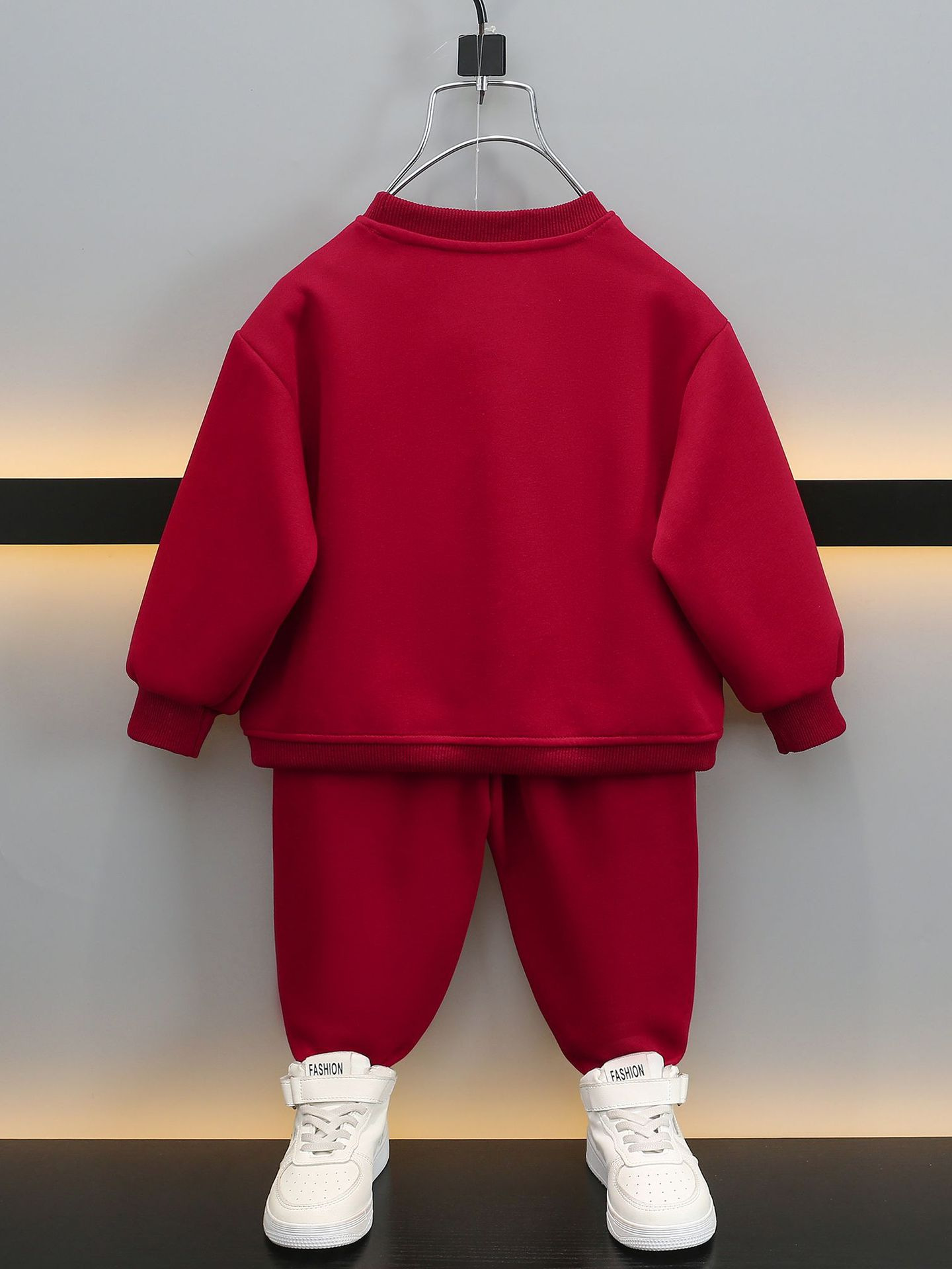 Conjunto de Ropa para Niños 7075, Primavera 2026, Nuevo Estilo, Sudadera de Dos Piezas, Ropa Moderna para Bebés y Niños Pequeños de Primavera y Otoño