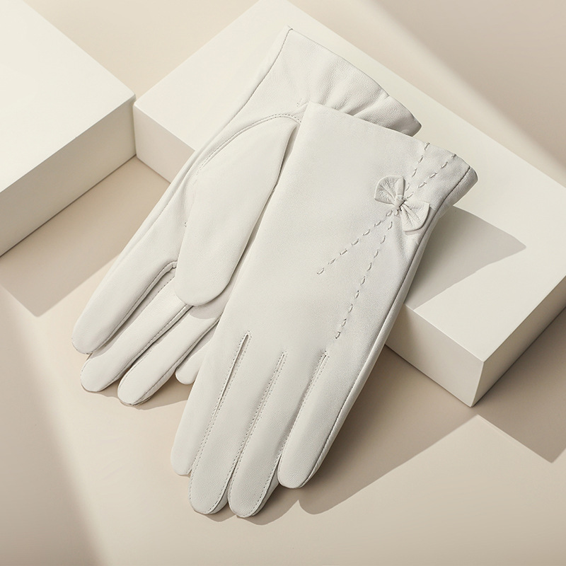 Leather gloves for ladies, winter and autumn lined and thickened, warm for driving and riding, touch screen, Korean style, fashionable, top layer sheepskin