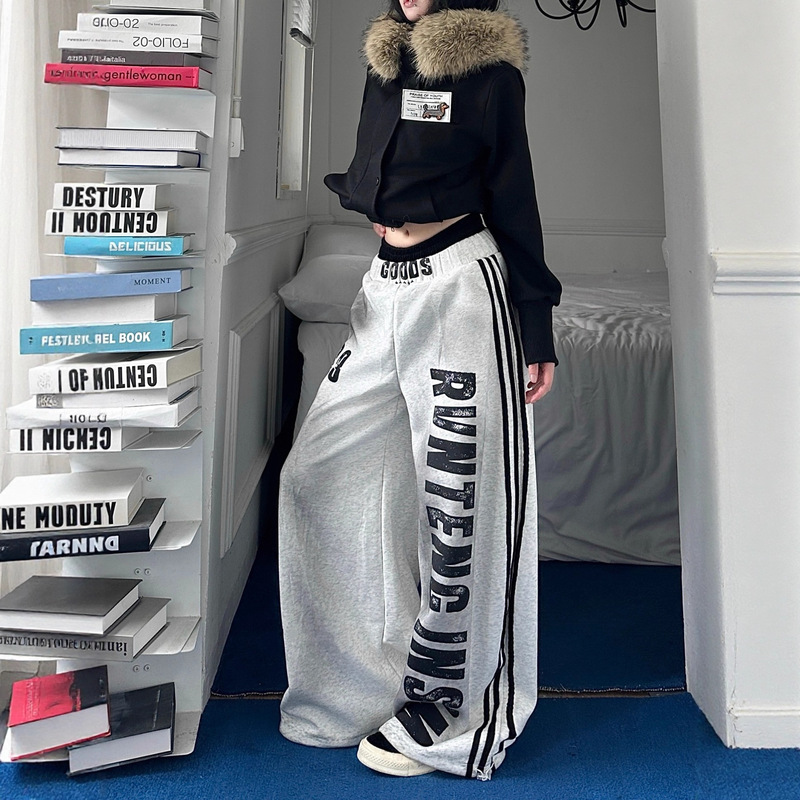 American Retro Distressed Printed Sweatpants for Women, Autumn and Winter Loose Wide-Leg Pants with a Unique Double Waistband Design