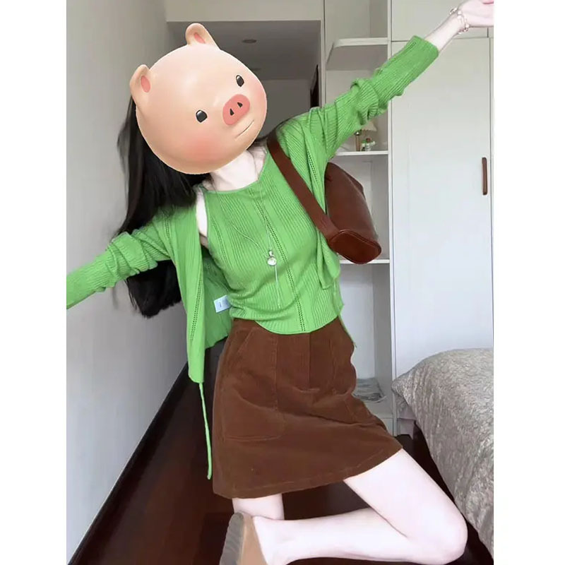 早秋氛围感穿搭洋气修身外搭开衫女时尚吊带背心复古高腰短裙套装|undefined