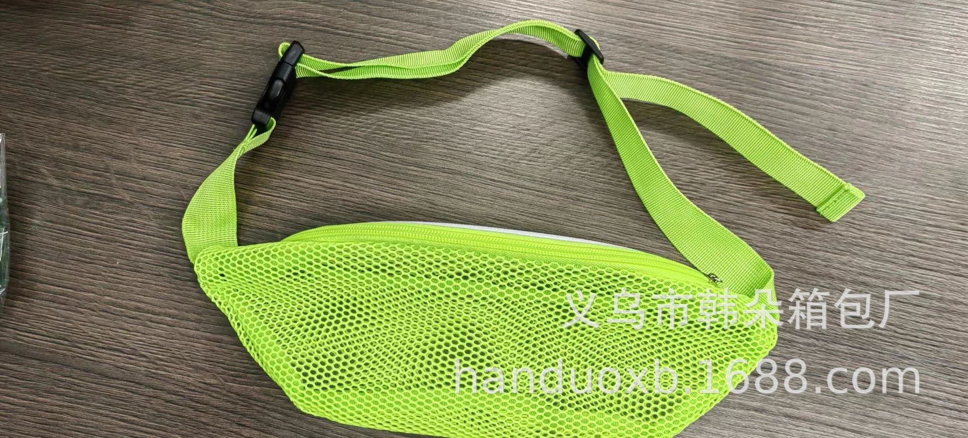 Amazon deportes al aire libre cintura bolsa playa malla crossbody bolso del teléfono pecho bolsa hombres y mujeres corriendo fitness pequeño bolso de la cintura