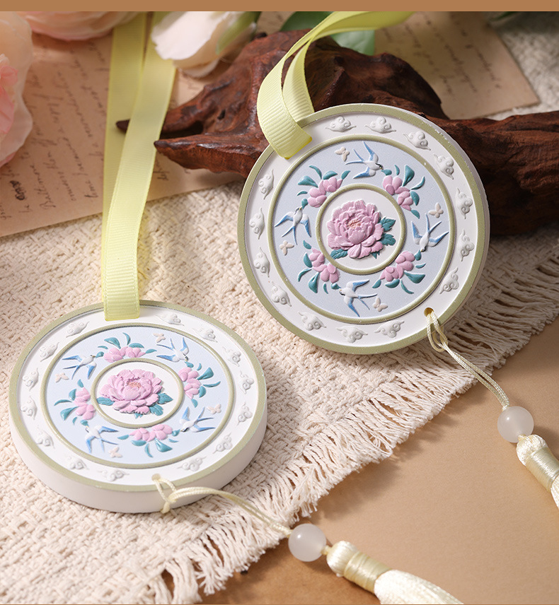 Chinese-Style Floral Aromatherapy Plaster Piece, Ancient-Style Car Hanging Ornament, Wardrobe Deodorizer, Holiday Wedding Gift Fragrance