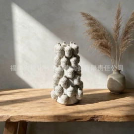 陶瓷工艺品;装饰花瓶;装饰器皿