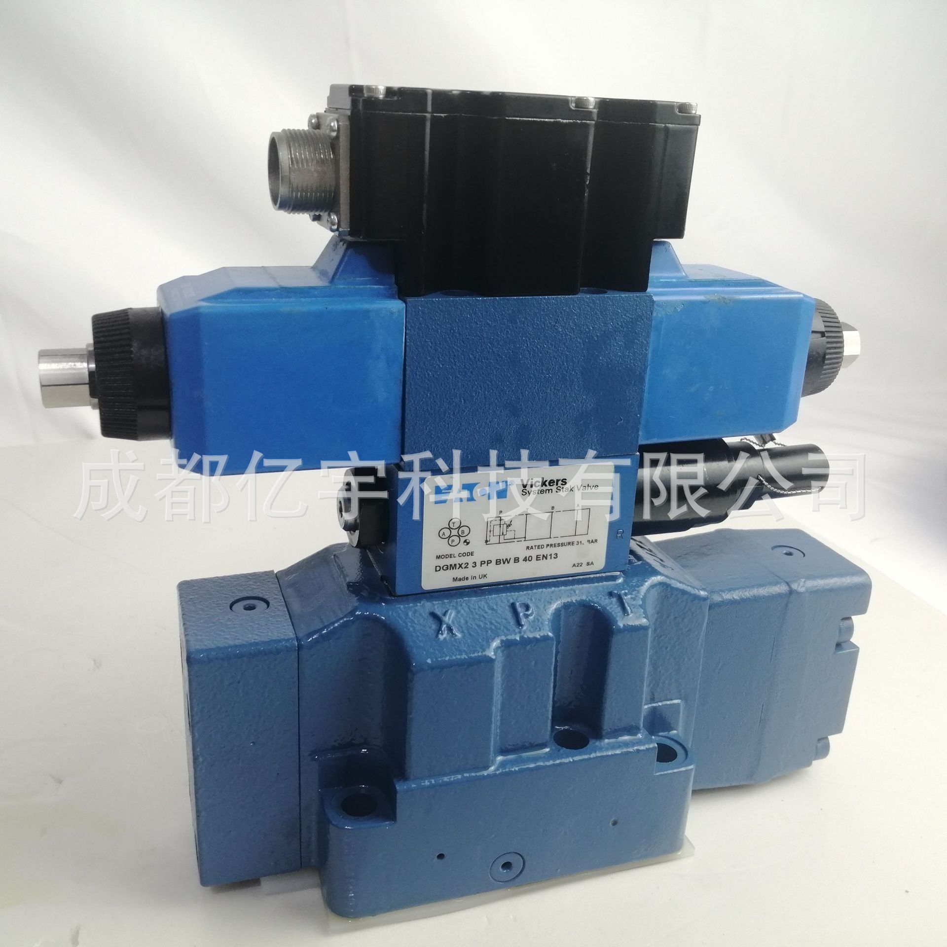 美国丹佛斯比例阀KBDG5V-8-33C330N200-X-M2-PE7-H1-11