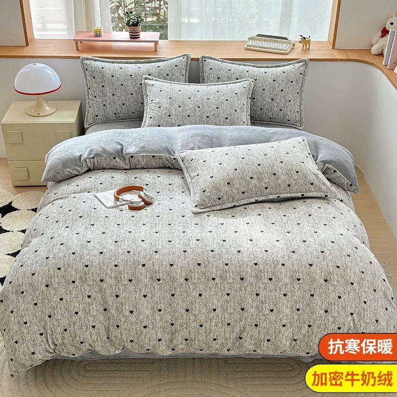 Leche de seda cama de cuatro piezas en invierno engrosado flange de coral sábanas cubierta dormitorio de estudiantes más seda de tres piezas