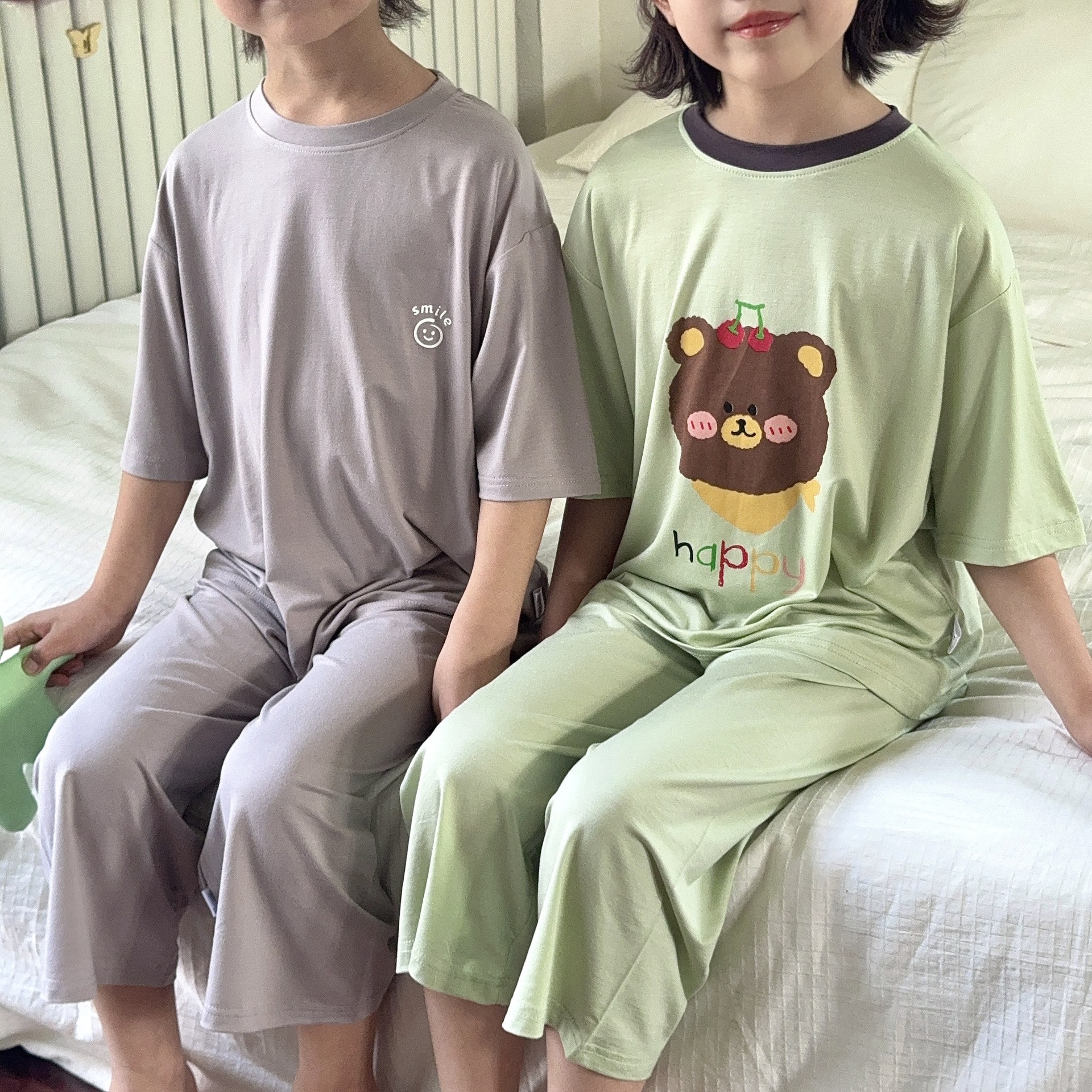 Pijamas para niños, pantalones cortos para niños y niñas delgados de verano, seda de hielo, aire acondicionado para padres e hijos, ropa para el hogar, trajes para niños grandes