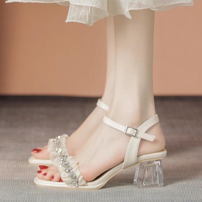 Yuechen High-Heeled Sandals for Women with Chunky Heels for Outdoor Wear, 2026 New Summer Style, Perfect for Pairing with Dresses, Super Elegant, Slimming and Complexion-Enhancing Women's Sandals
