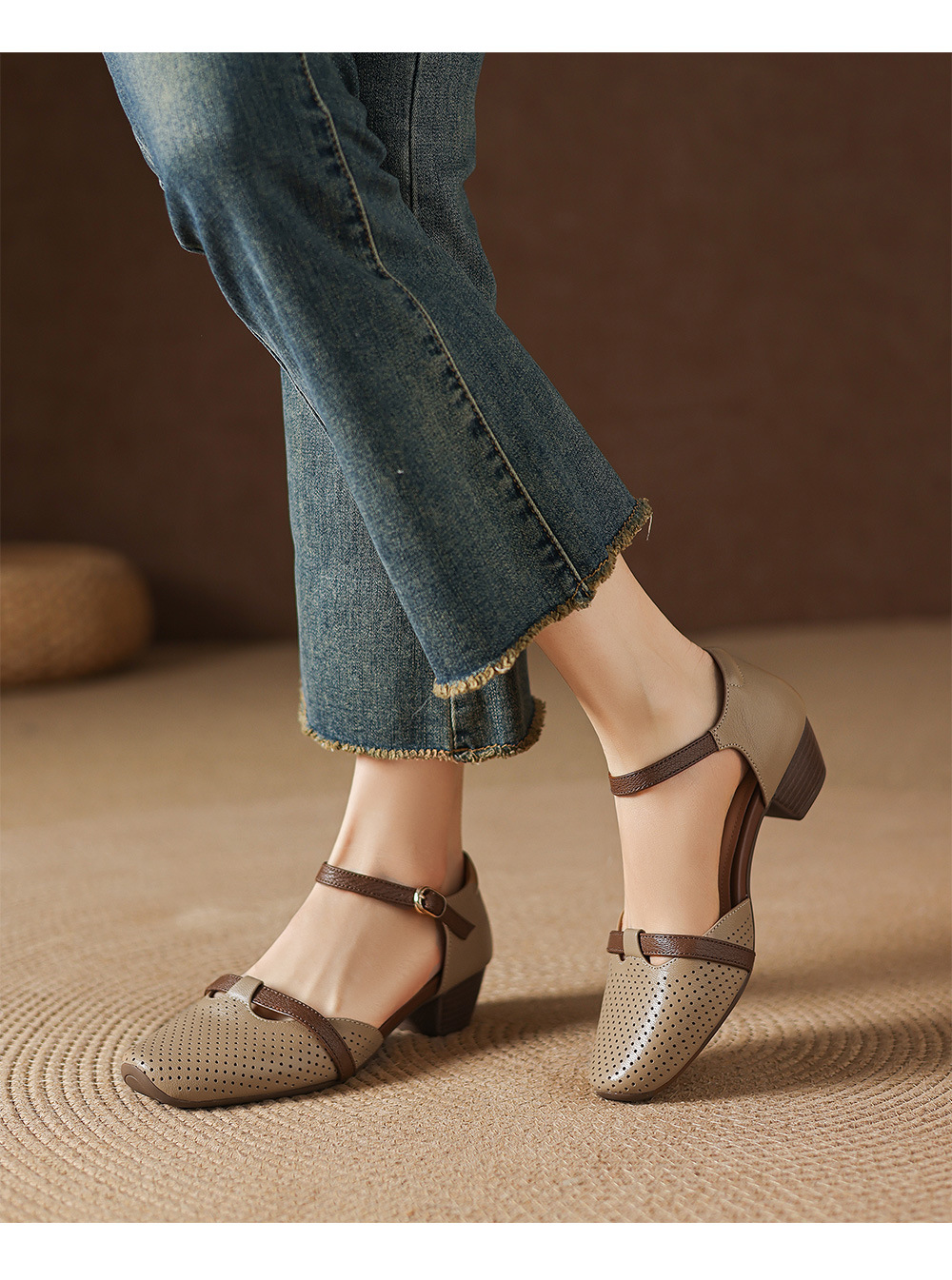 Sandal nữ da cừu mũi kín gót vuông quai ngang khóa một chữ — màu trắng ngà chi tiết 6