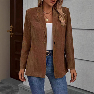���R�d����վ�W��Ů�b����25���ﶬ�¿�A�˼�ɫ���b�μ~������